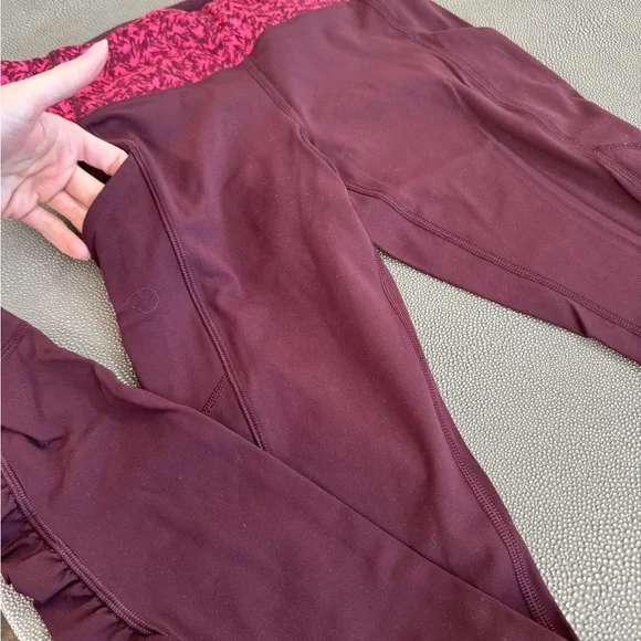 Lululemon work out leggings - Picture 2 of 4